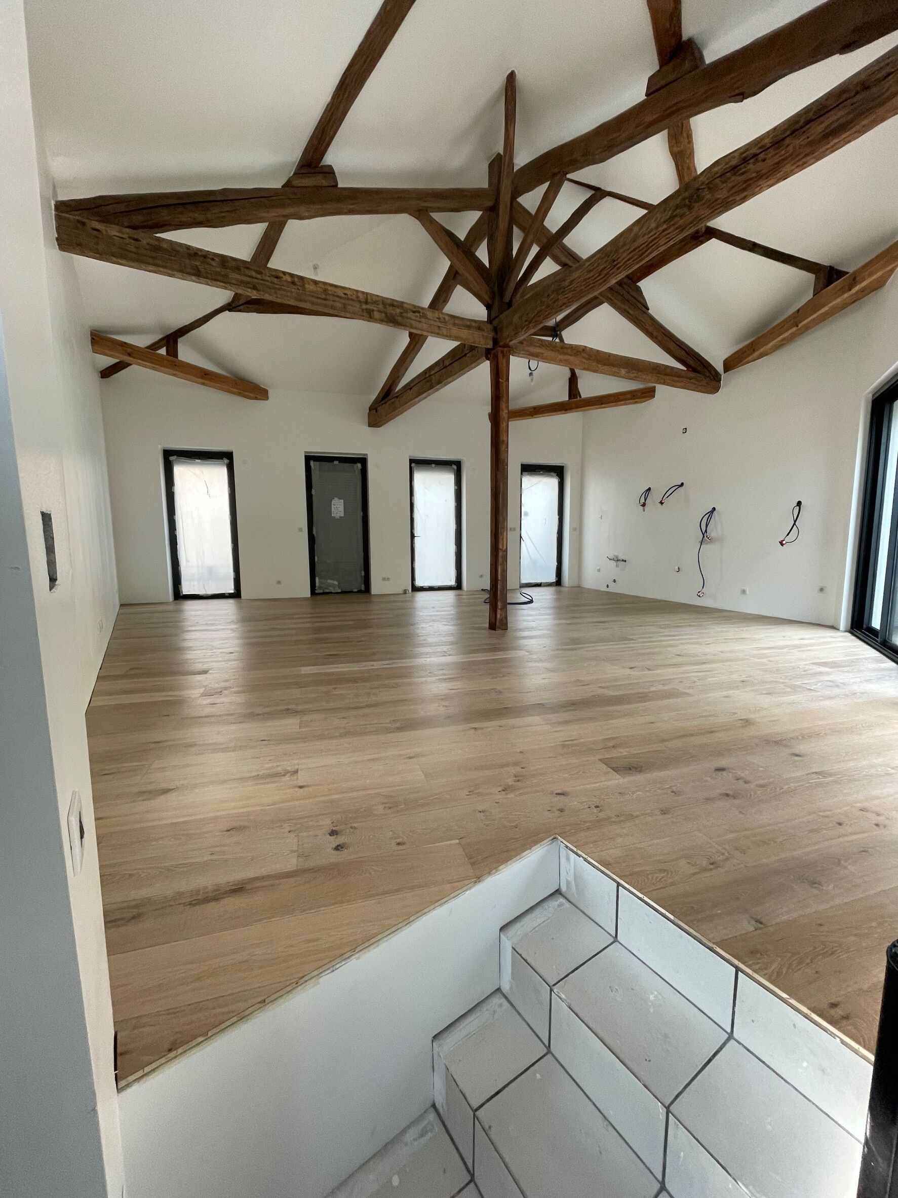 Parquet bois contrecollé en flottant a Toulouse centre AVANT notre intervention