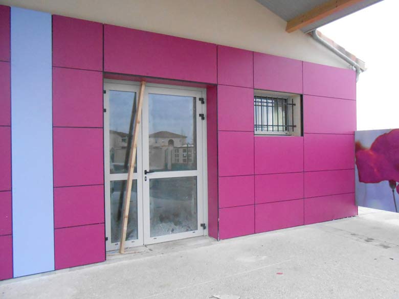 préparation pour l’avancé de toit en bardage Résineux chantier Toulouse