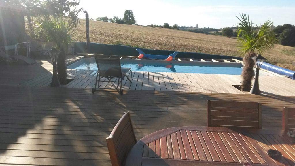 Terrasse Bois exotique en IPE DEBUT sur structure métallique a Montrabe