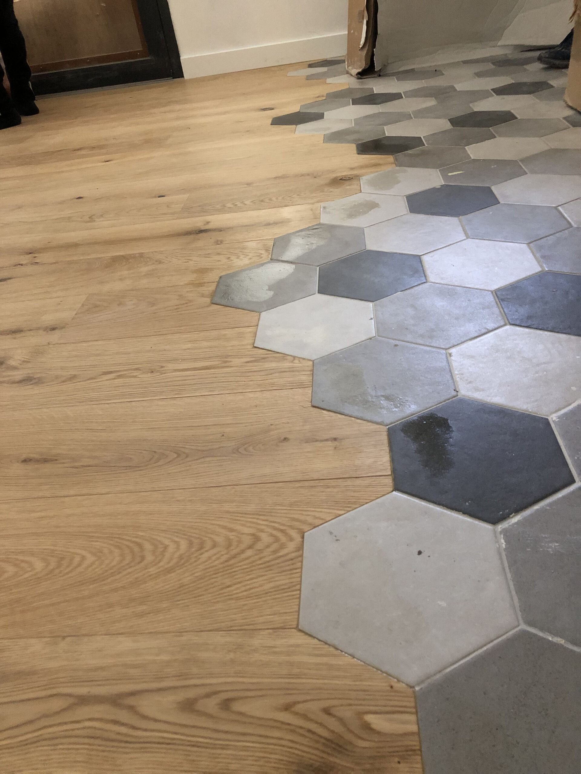 Parquet bois massif -carreaux ciment pose collé a Balma FINI