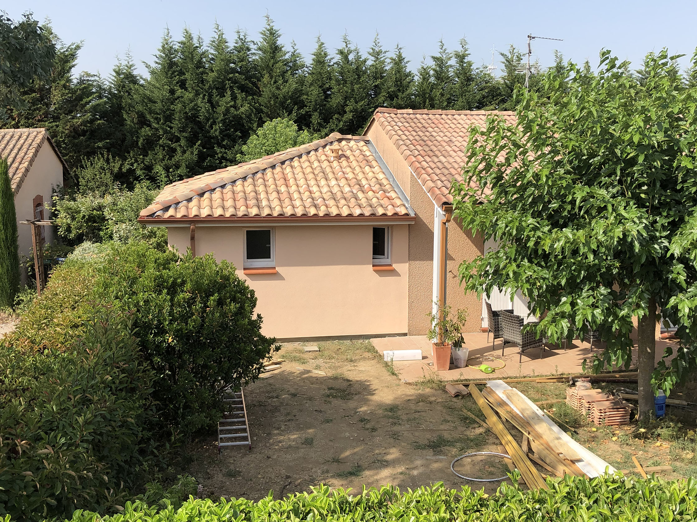 Ossature Bois extension avec bardage peint thermolaqué a Saint-Orens